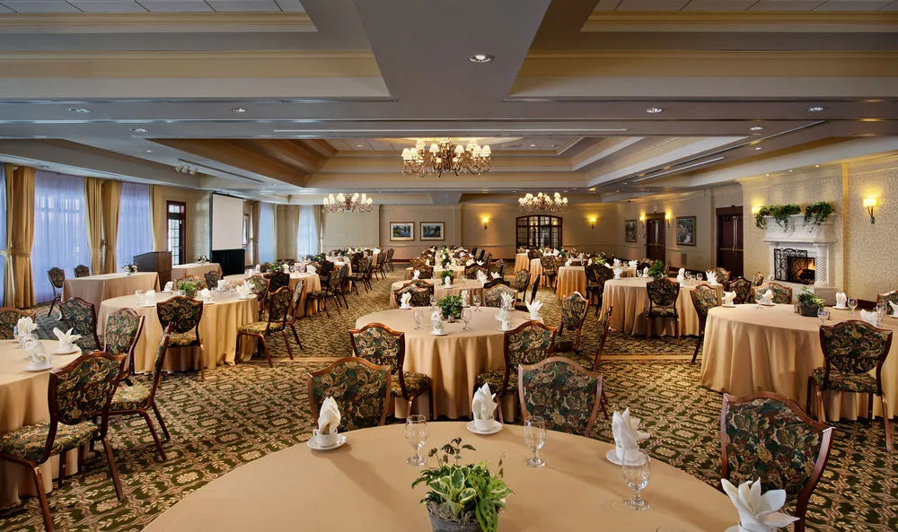 The Brook at Turning Stone Resort Casino