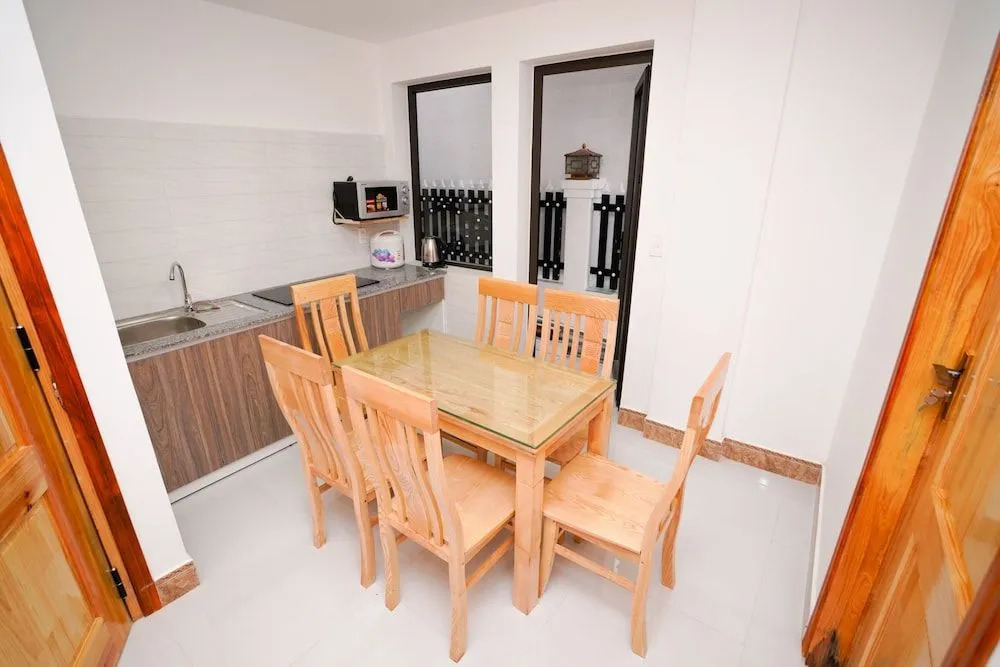 S Villa Hotel