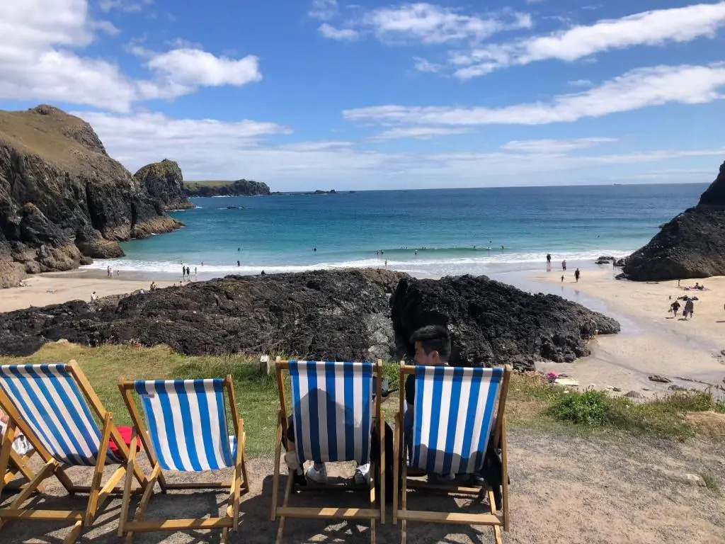 1 bed-cottage-Parking-Patio-close to coasts