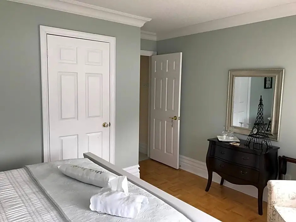 Mollys Retreat B and B