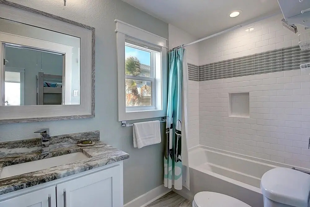Beachfront Paradise Lc19 3 Bedroom Home by Redawning