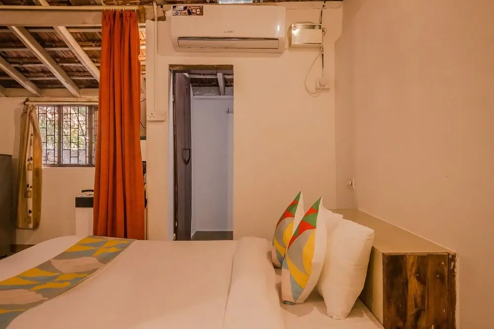 OYO Home 19189 Designer Studio