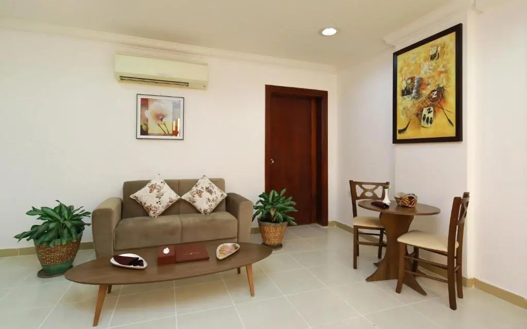 La Villa Hotel