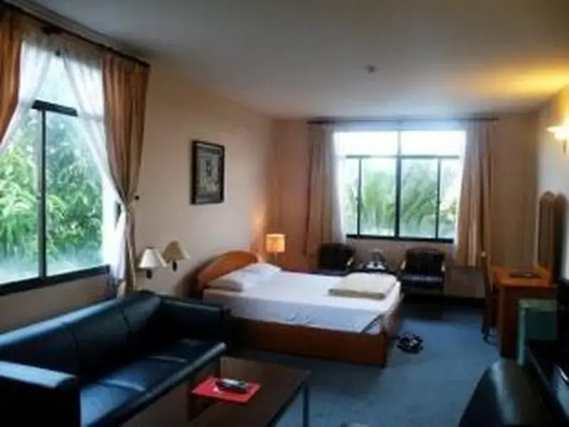 Thanh Long 1 Hotel