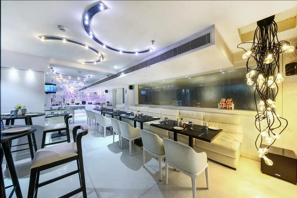 Hotel Narayani Enclave near Acropolis Mall kasba