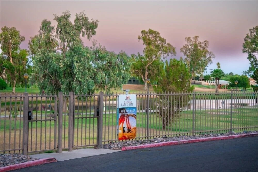 131 Fully Furnished, amenities galore! by RedAwning