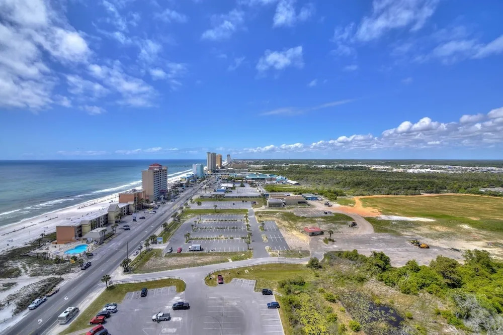 Origin at Seahaven 1701 - 3 Br Condo
