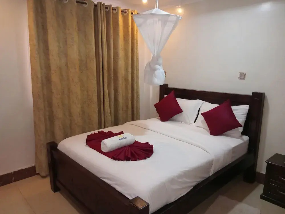 Keriwest Hotel