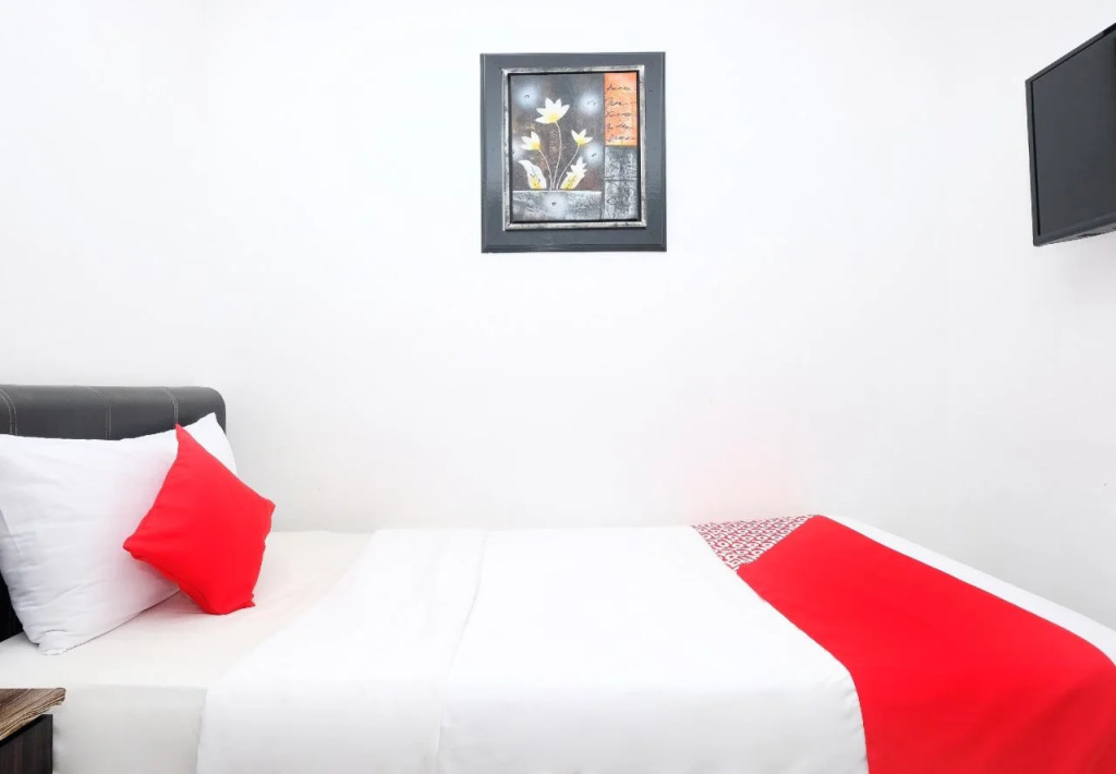 OYO 711 Tawaquf Inn