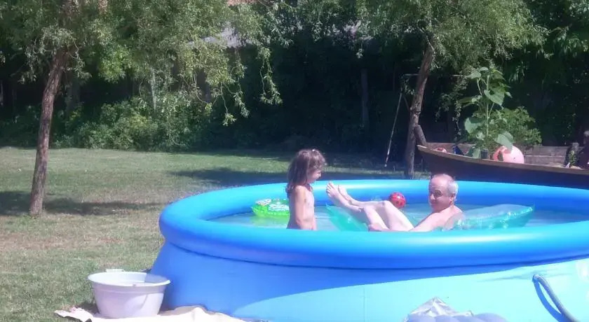 Borostyán Apartmanház