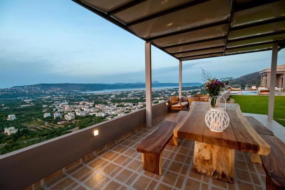 Villa Kedria and Kedria lounge