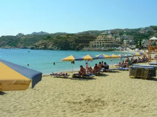 Zorbas Hotel Apartments & Studios