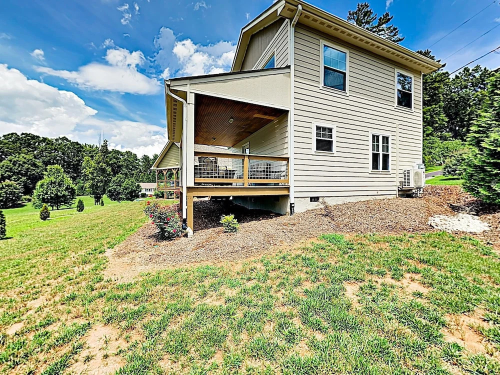 37 Asheville - 3 Br Cabin