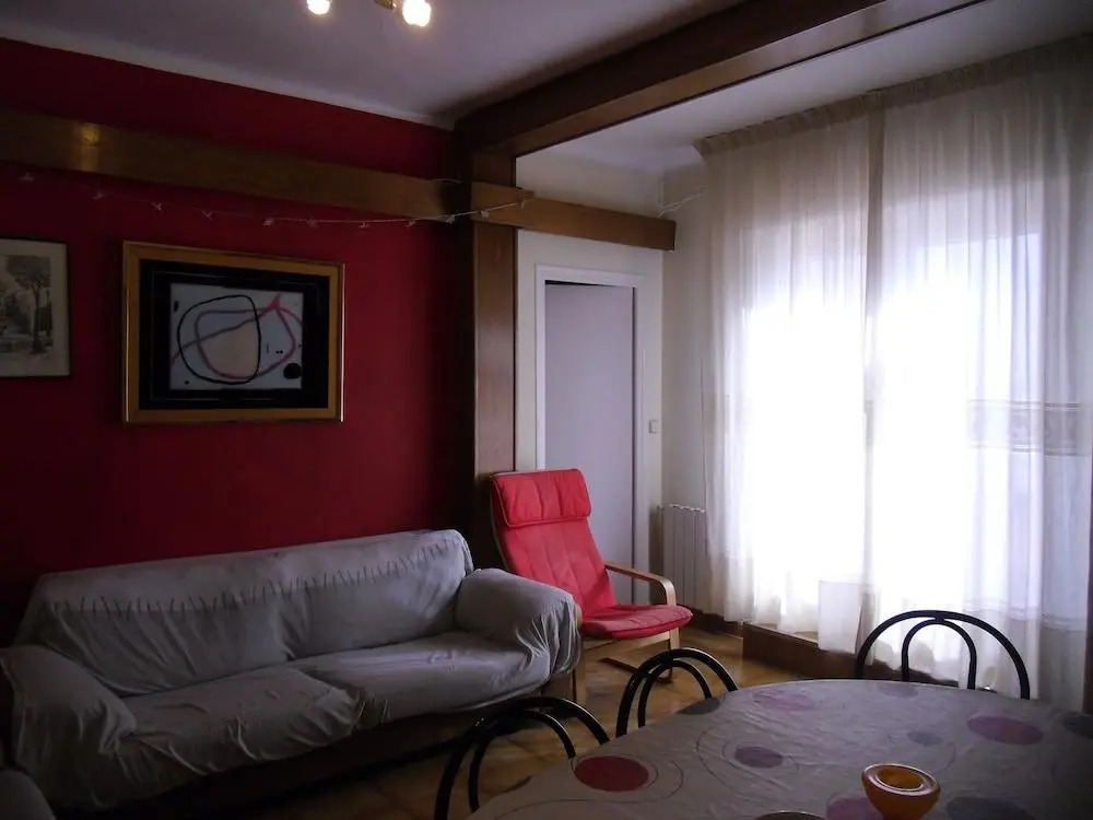 Castel Apartments