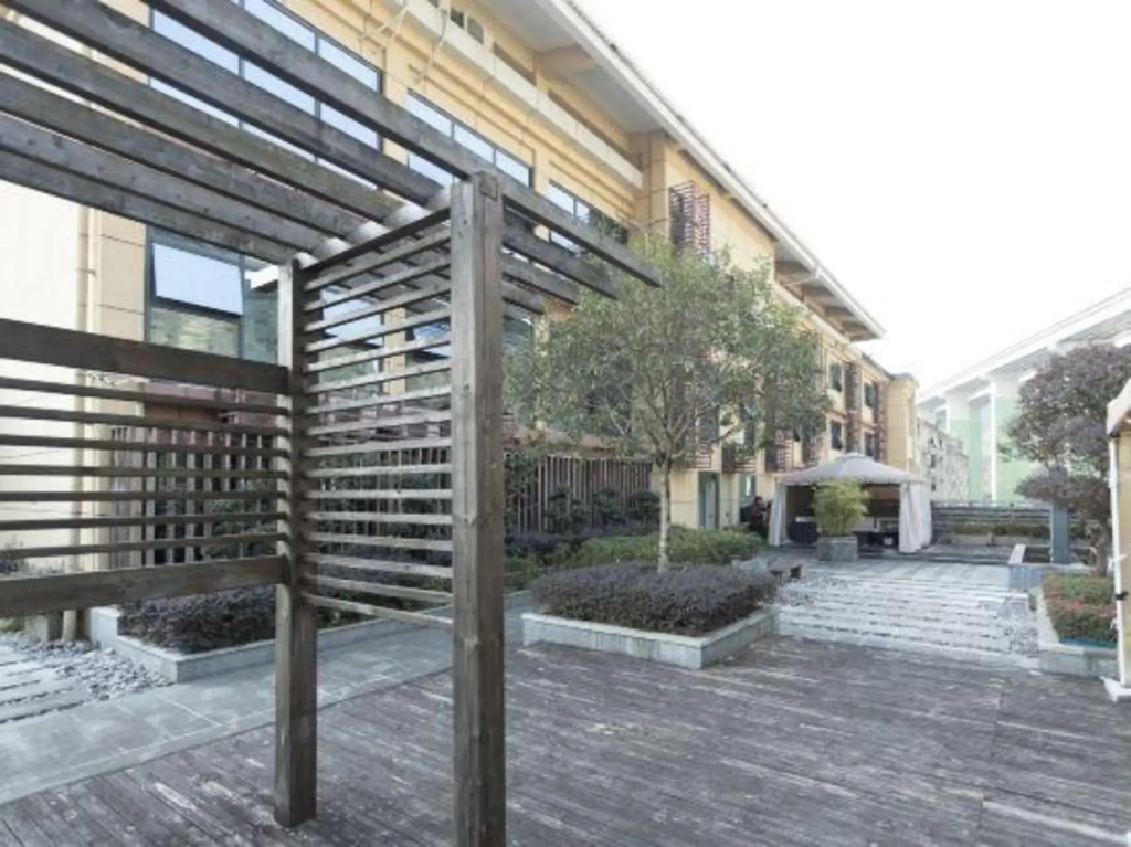 Pokhapa Hotel