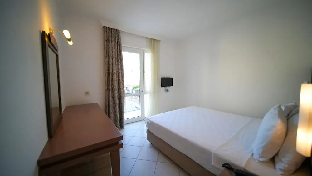 Zuzuu Beach Hotel