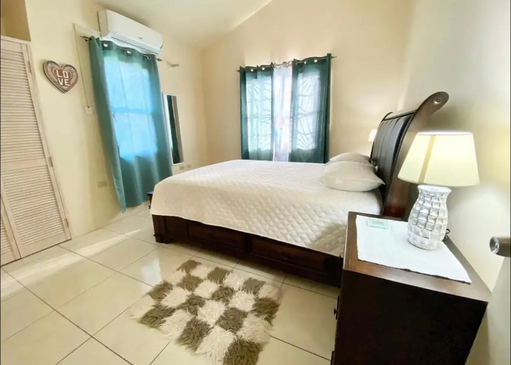 Modern Luxury 2 Bedroom