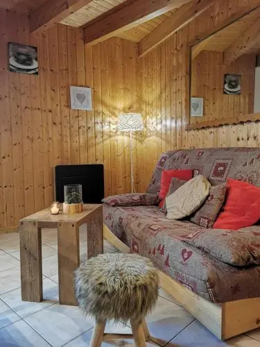 Demi-Chalet lAncolie -- Prox pistes
