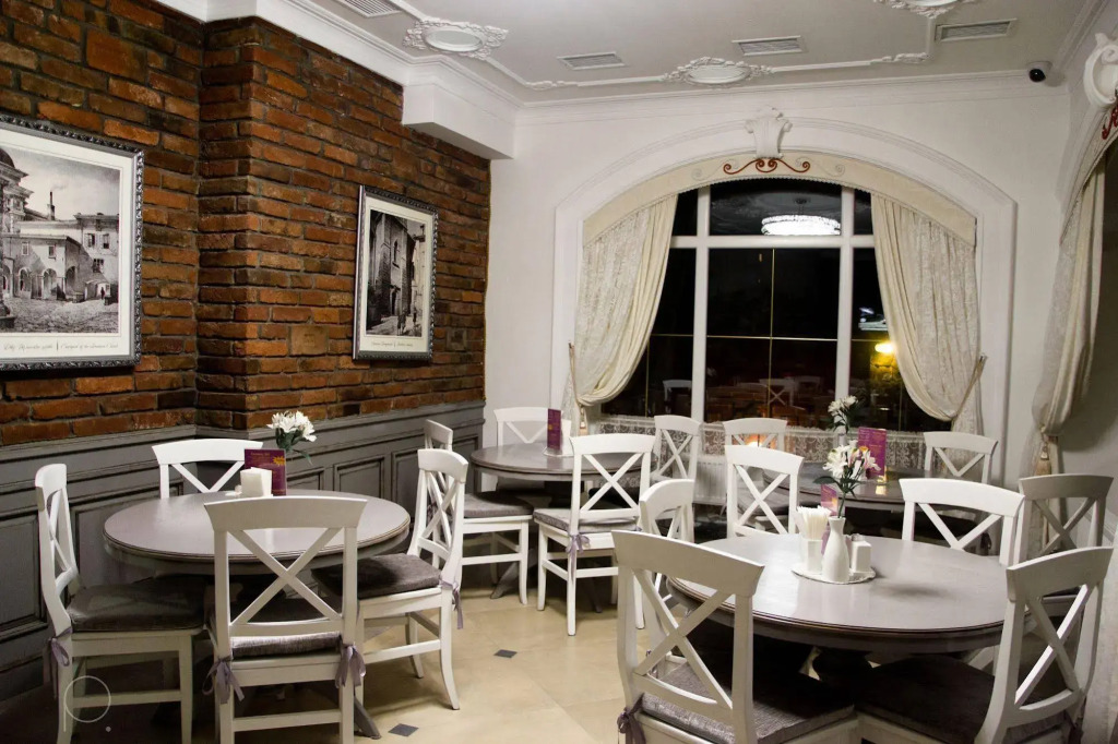 Nota Bene Hotel & Restaurant