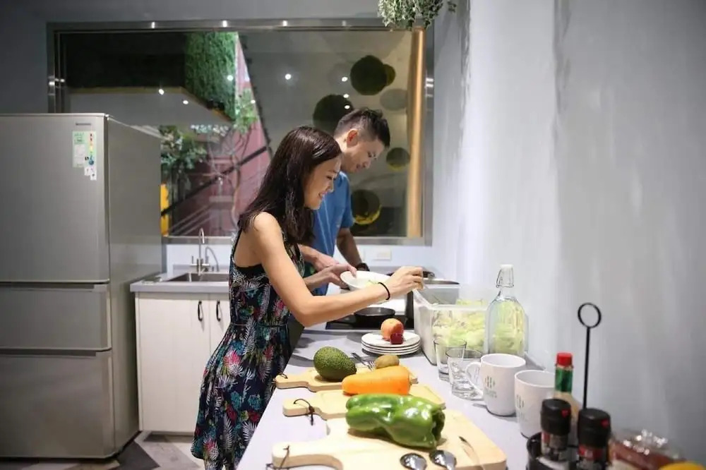 Houze Hostel