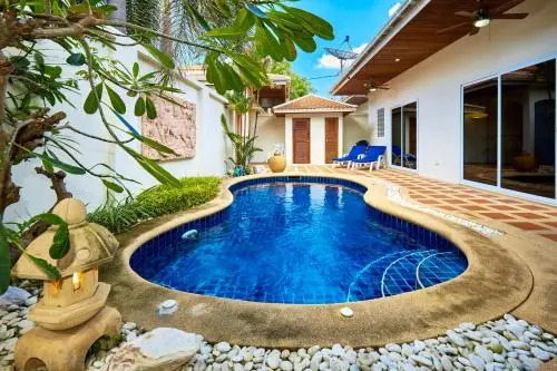 Golden Villa by Fantasea Beach