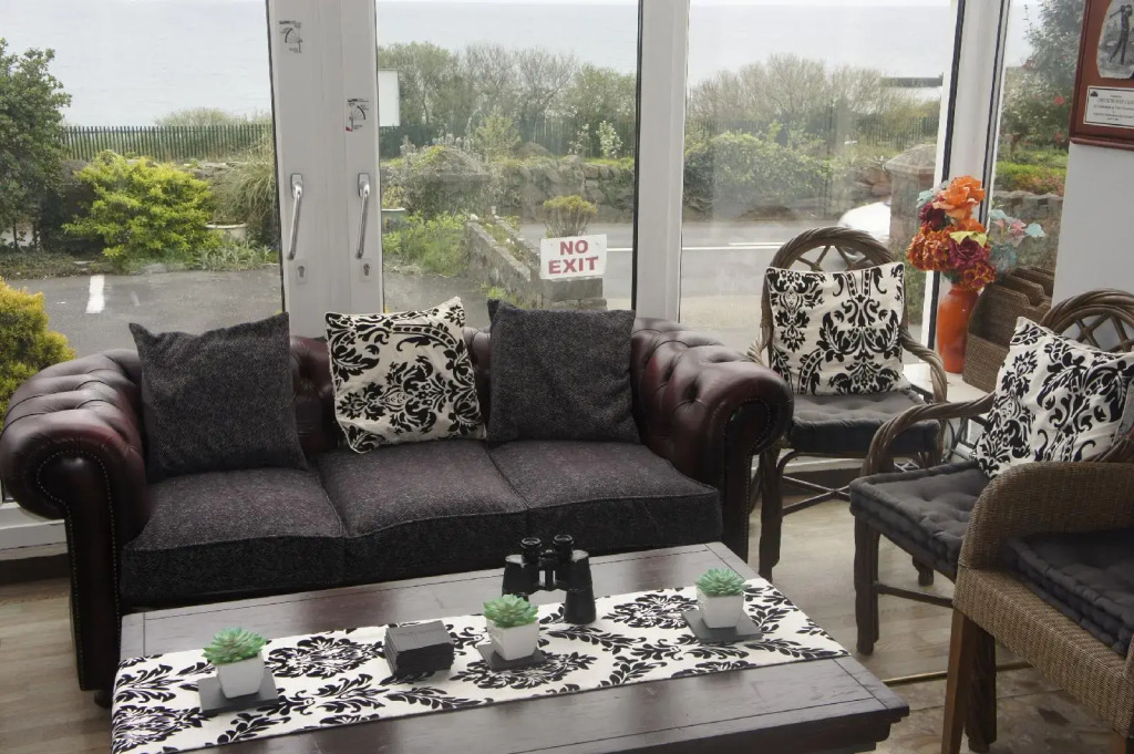 Plas Isa Hotel