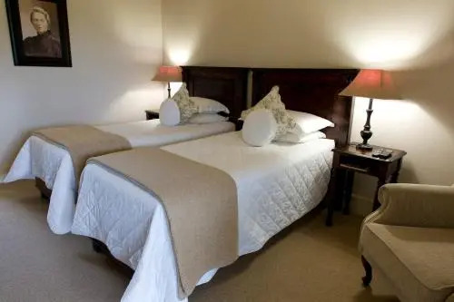 Olive Hill Country Lodge