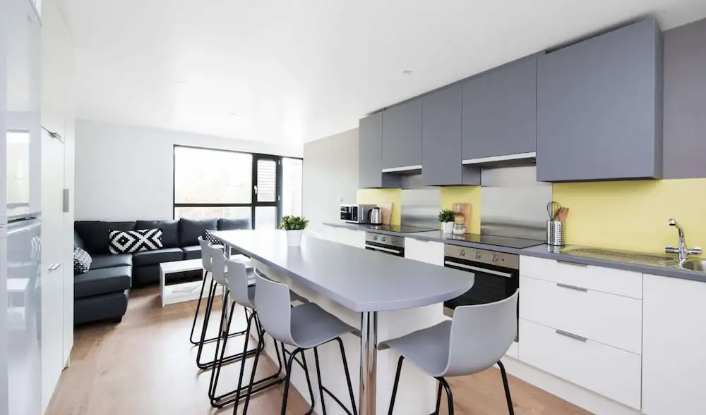 Modern Student-Only Ensuite Rooms in Central Portsmouth
