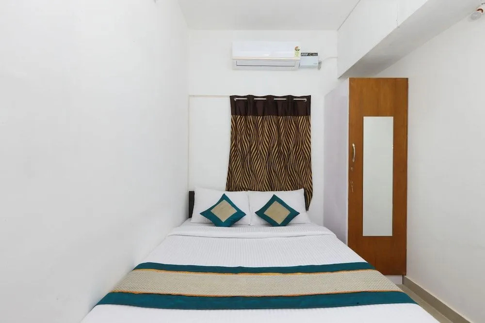 OYO Flagship 15924 Jas Residency