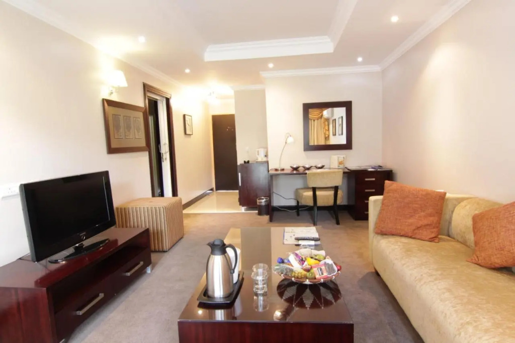 Cresta Thapama Hotel