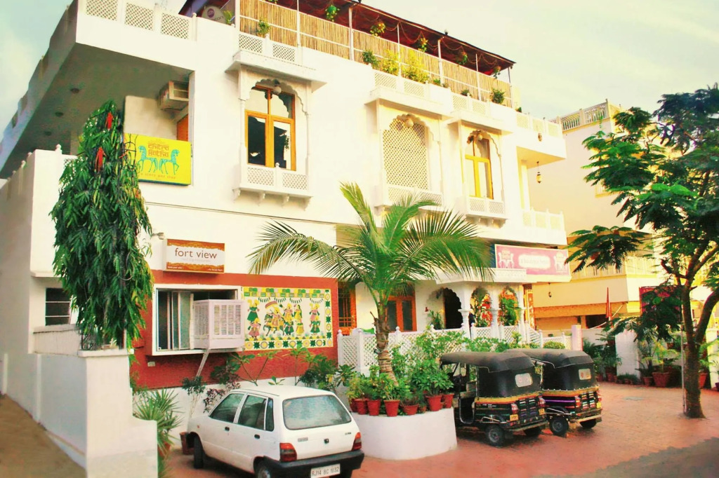 Chitra Katha - A Story Per Stay