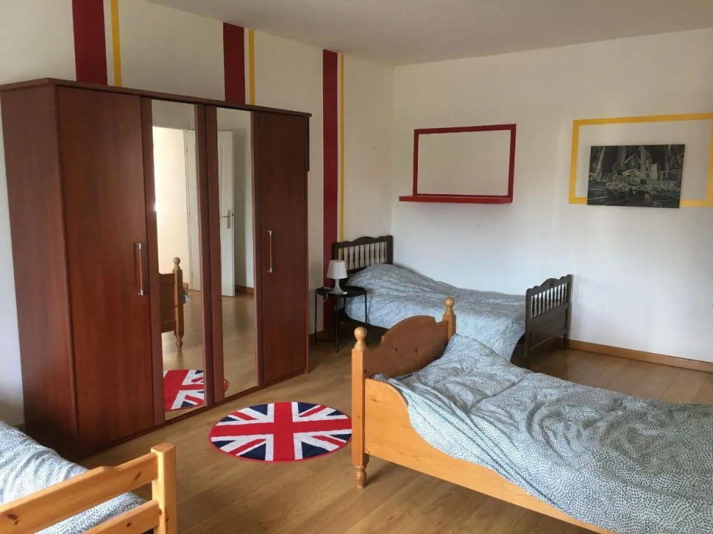 Grand gîte avec piscine, cheminée et terrasse près de Lunéville, idéal pour familles et groupes - FR-1-584-84
