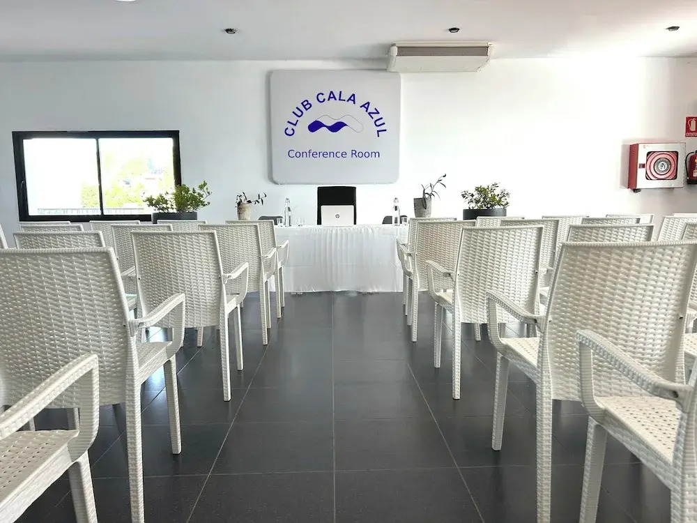Apartamentos Club Cala Azul
