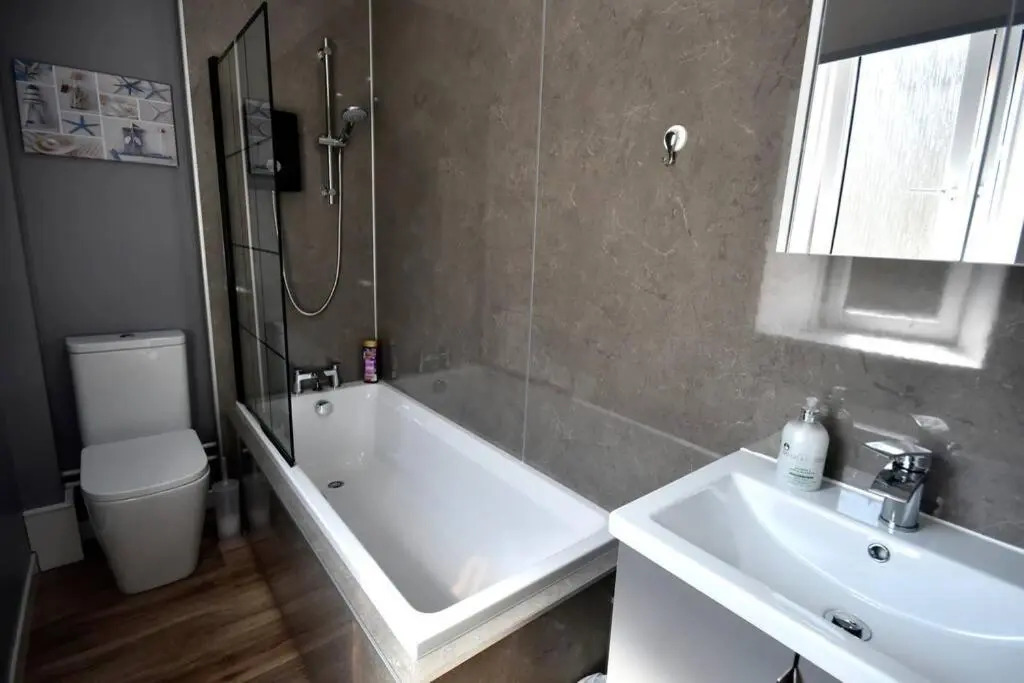 Angus House, 2 Bedroom House, Thurso, NC500 Route