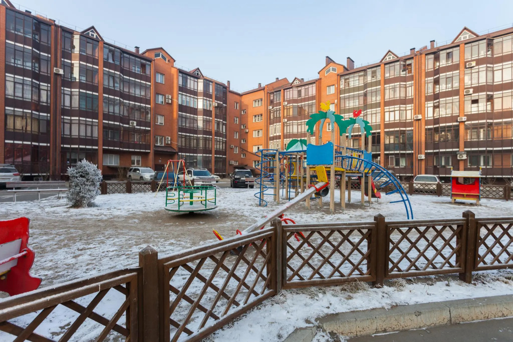 Апартаменты c 1 комнатой с балконом в АбаканАпарт