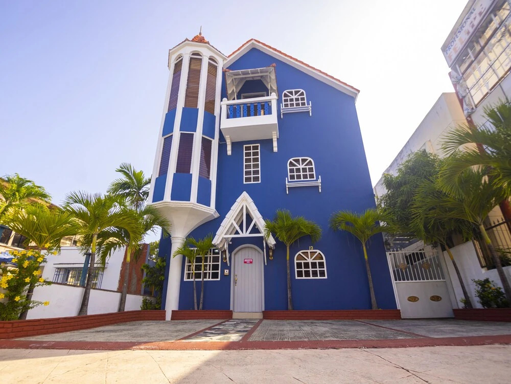 Caribbean Queen Hotel