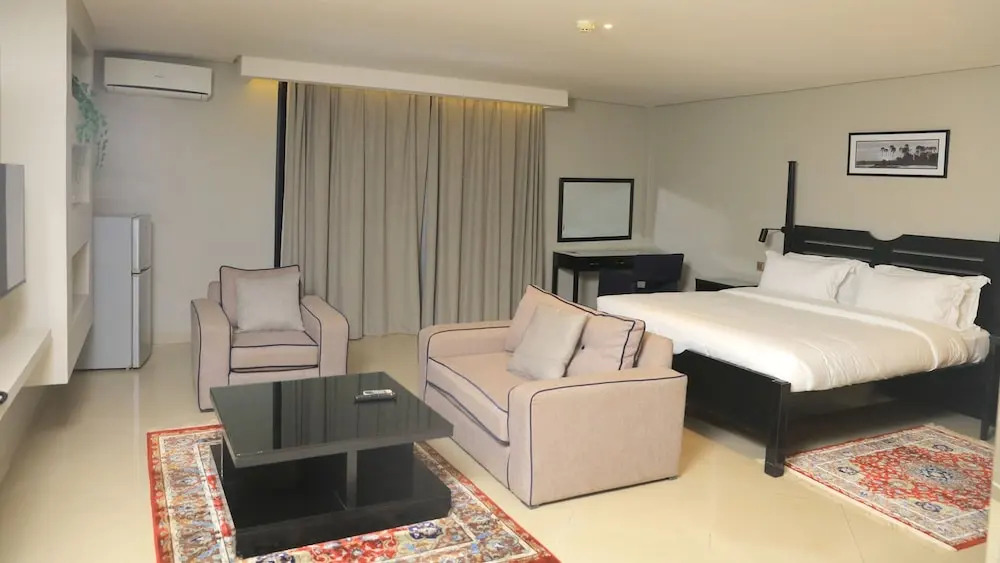 Meilin International Hotel