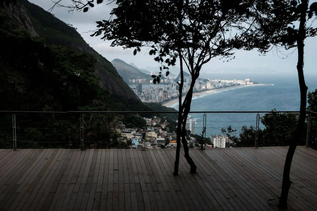 Mirante do Arvrao