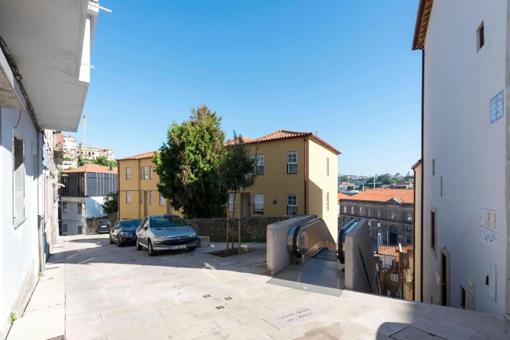 Magnificient 2BR Duplex w/ Gorgeous View by LovelyStay
