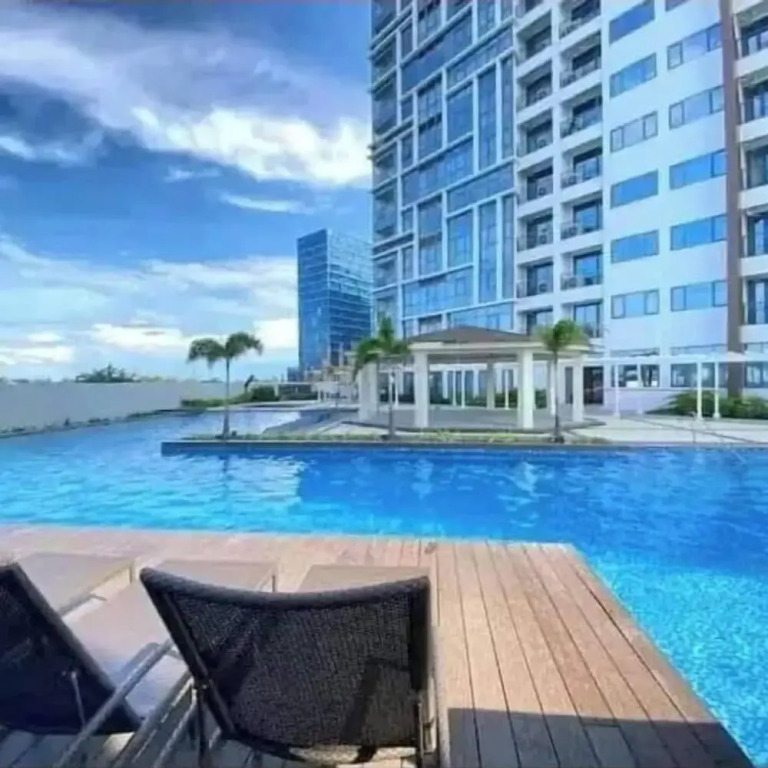 Relaxing condo at THE MACTAN NEWTOWN