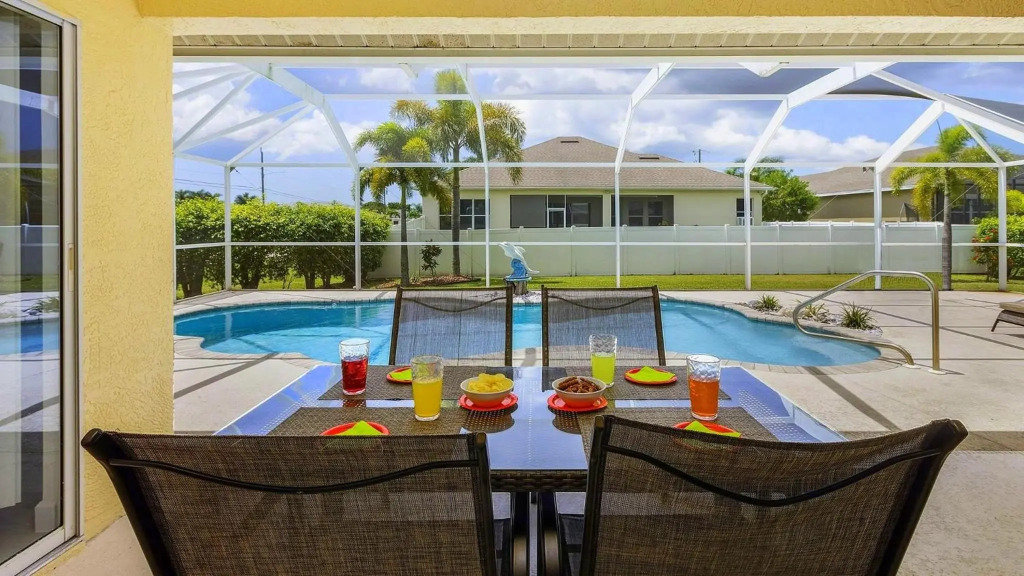 NEW! Villa Happiness