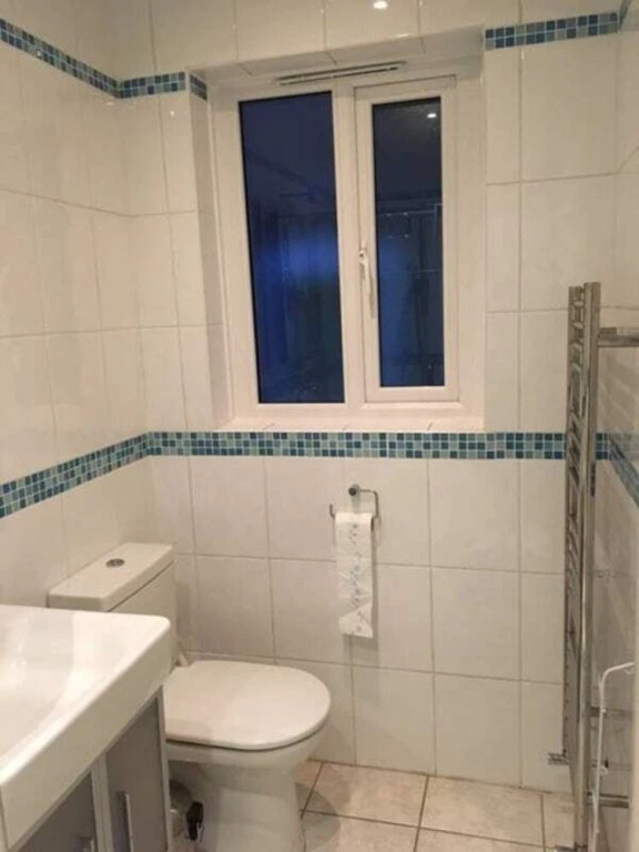 2bed, 2bath Flat Near Hampstead, 5min Walk to Tube