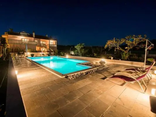 Leylandia Holiday house