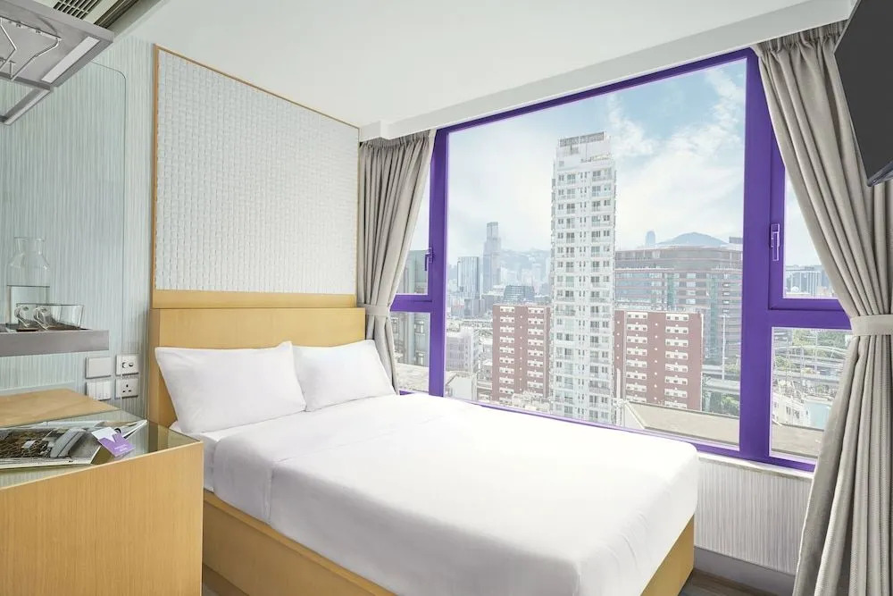 Minimal Hotel Midtown