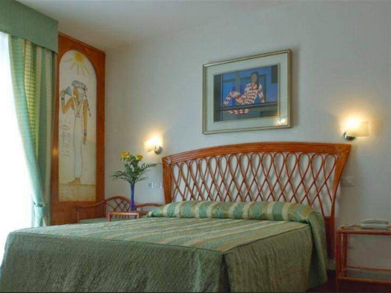 Hotel Soraya & Apartments