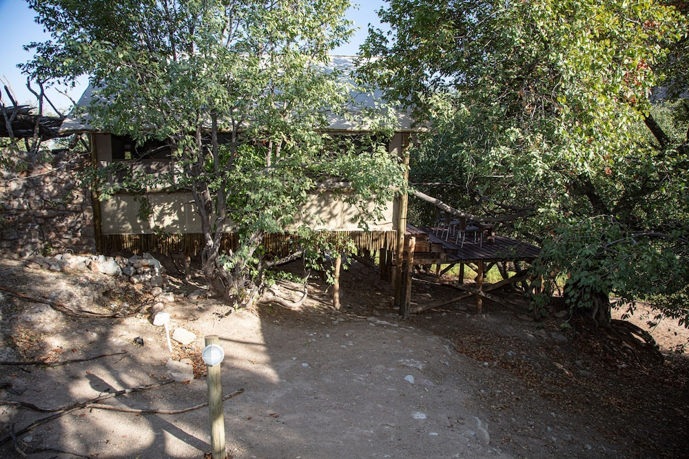 Khowarib Lodge