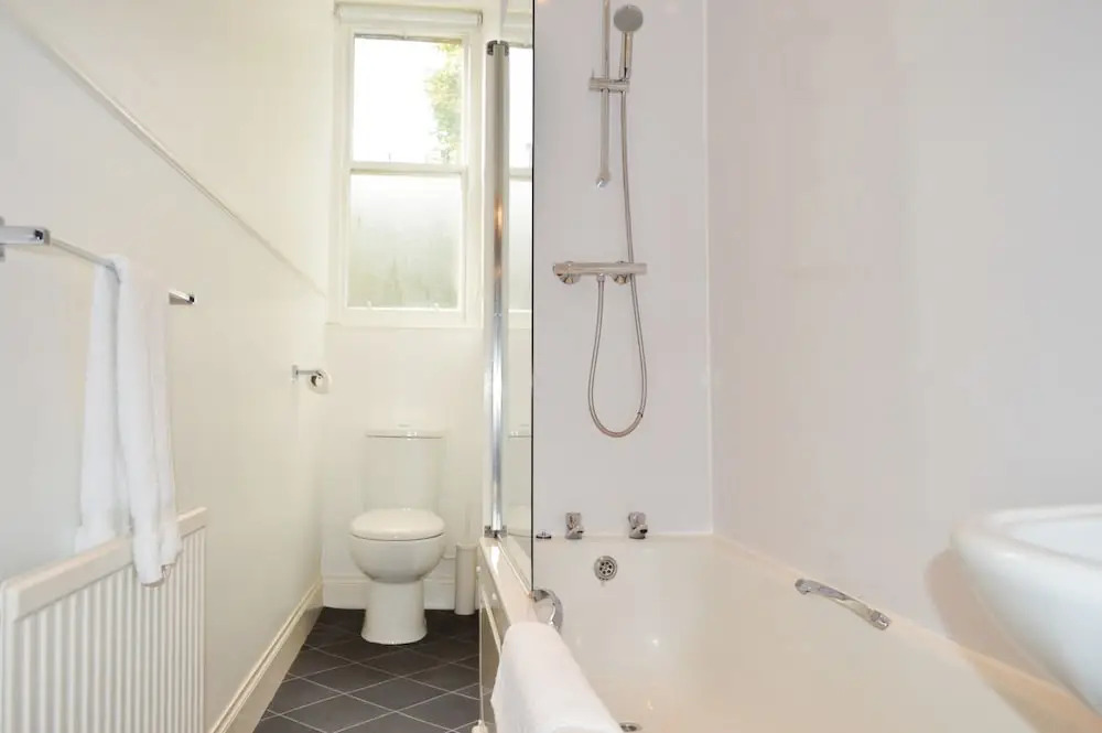 Modern 3 Bedroom Home in Morningside