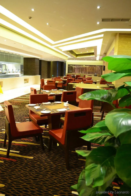 Holiday Inn Shanghai Songjiang by IHG