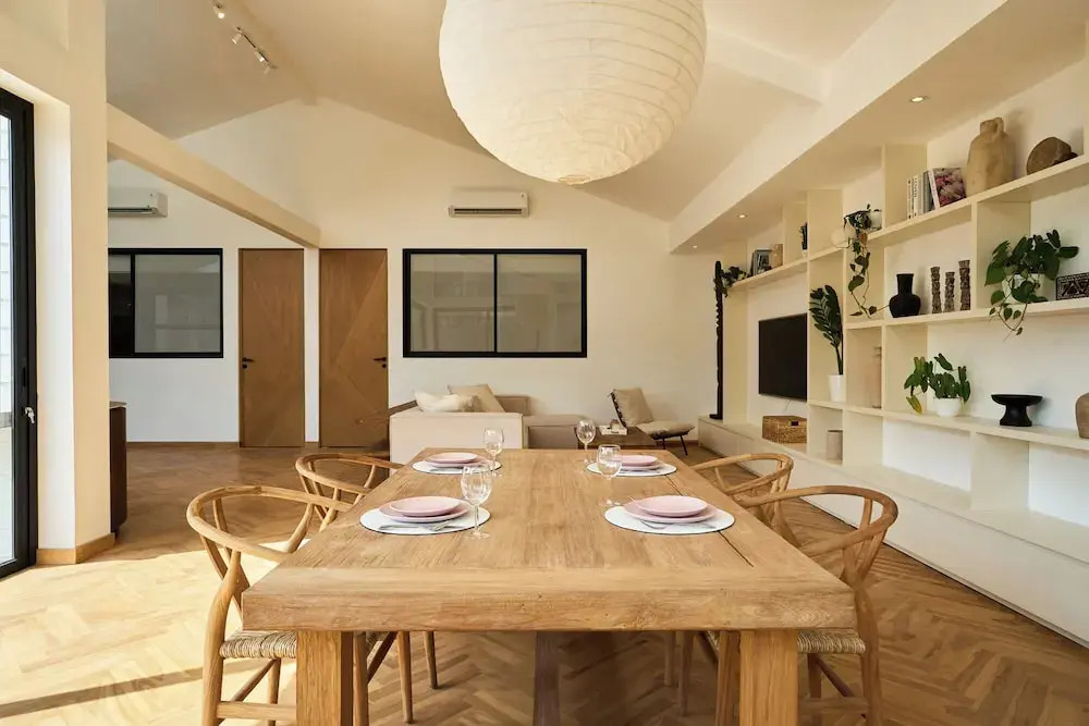 White Villa by Betterplace