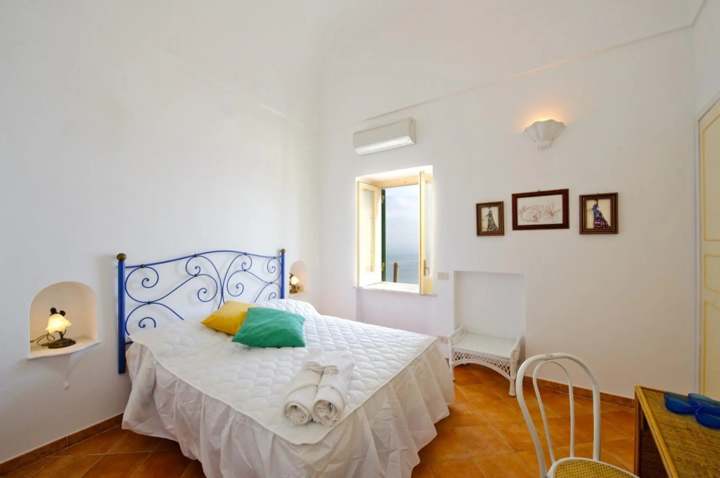 Casa Giorgia - Exclusive Panoramic Villa in the Heart of Praiano